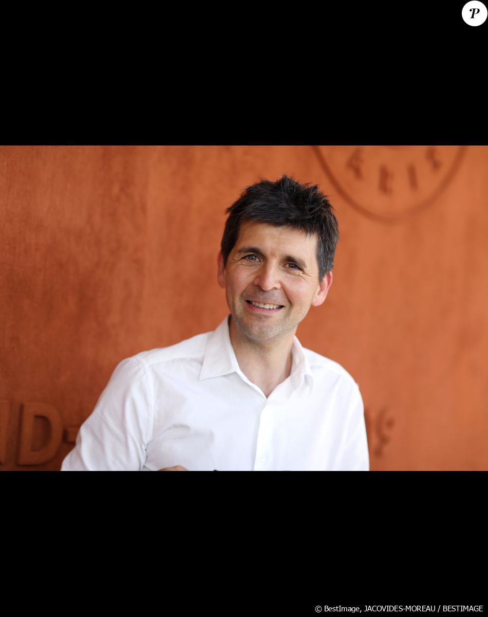 Info du 1er mai 2021, France 2 annonce les nouveaux présentateurs de Télématin: Thomas Sotto et Julia Vignali - Thomas Sotto - Les célébrités dans le village des Internationaux de France de Tennis de Roland Garros 2019 à Paris. Le 29 mai 2019 © Jacovides - Moreau / Bestimage