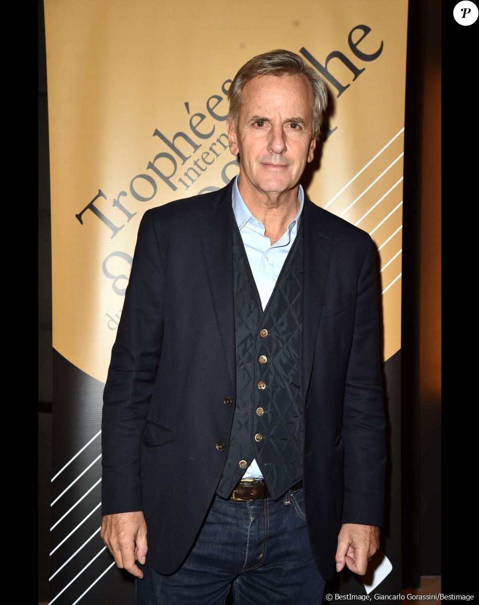 Exclusif - Bernard de la Villardière lors du 17ème Trophées Internationaux du Stylographe au théâtre Marigny à Paris, France, le 30 septembre 2019. © Giancarlo Gorassini/Bestimage
