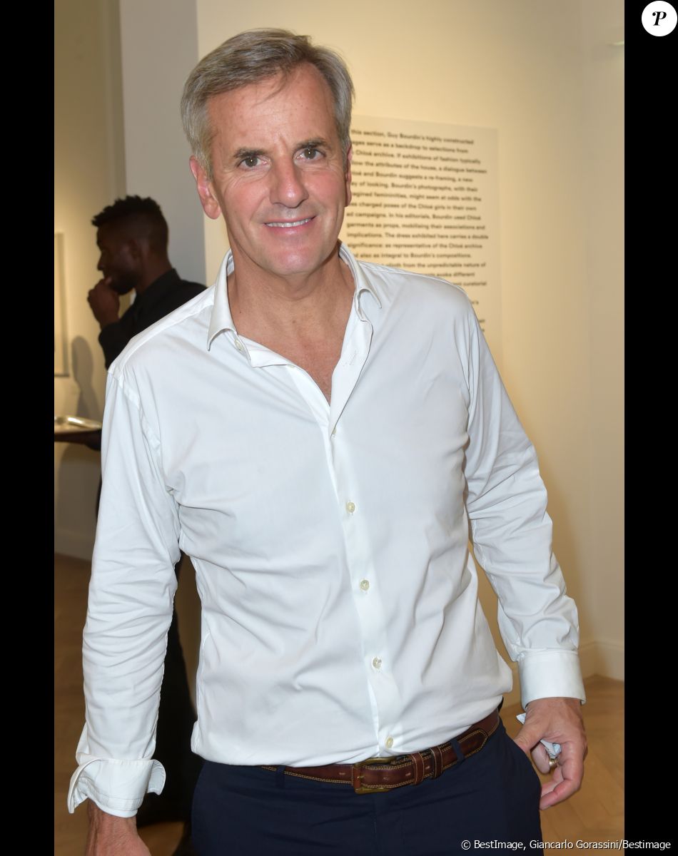 Info - Bernard de la Villardiere bientôt grand-père - Bernard de la Villardière - People au vernissage de l'exposition "Femininities - Guy Bourdin" à la Maison Chloé à Paris, à l'occasion de la fashion week. Le 2 juillet 2017 © Giancarlo Gorassini / Bestimage
