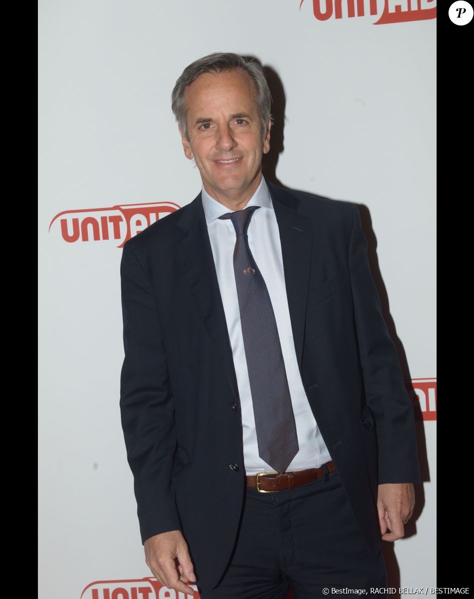Bernard de La Villardière - Dîner "Unitaid" au conseil économique social et environnemental à Paris. Le 1er avril 2014.