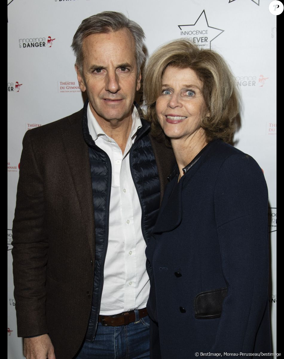Info - Bernard de la Villardiere bientôt grand-père - Bernard de La Villardière et sa femme Anne de la Villardière - Photocall de la soirée Innocence Forever au théâtre du gymnase à Paris le 26 novembre 2018. Cette soirée a été organisée par l'association Innocence en danger (IED) qui est un mouvement mondial de protection des enfants contre toutes formes de violences notamment sexuelles, présent dans de nombreux pays et partenaire d'associations internationales actives dans la lutte contre la pédo-criminalité. © Cyril Moreau-Pierre Perusseau/Bestimage