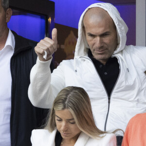 Zinedine Zidane, sa femme Véronique, leur fils Luca et sa compagne Marina - Les célébrités assistent à la victoire du Real Madrid face à Liverpool (1-0) en finale de la Ligue des Champions au stade de France, le 28 mai 2022. © Cyril Moreau / Bestimage