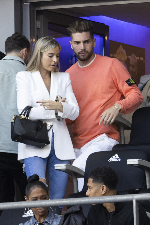 Luca Zidane et sa compagne Marina - Les célébrités assistent à la victoire du Real Madrid face à Liverpool (1-0) en finale de la Ligue des Champions au stade de France, le 28 mai 2022. © Cyril Moreau / Bestimage