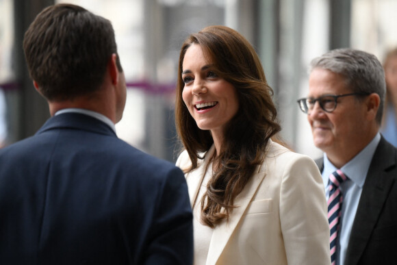 Kate Catherine Middleton, princesse de Galles, lors de la réunion inaugurale de son nouveau groupe de travail sur les affaires de la petite enfance au siège social de NatWest à Londres. Le 21 mars 2023 