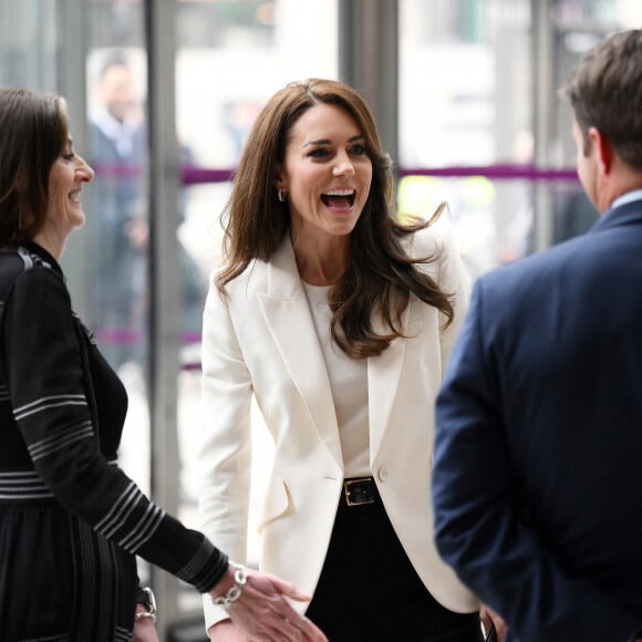 Kate Catherine Middleton, princesse de Galles, lors de la réunion inaugurale de son nouveau groupe de travail sur les affaires de la petite enfance au siège social de NatWest à Londres. Le 21 mars 2023 