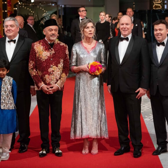 Pierre Dartout, Christian Louboutin, la princesse Caroline de Hanovre, le prince Albert II de Monaco et Stéphane Valéri, Président-Délégué de la Société des Bains de Mer - Arrivée de la famille princière au Bal de la Rose 2023 sur le thème "Bollywood" à la salle des étoiles à Monaco le 25 mars 2023. © Olivier Huitel / Pool / Bestimage 