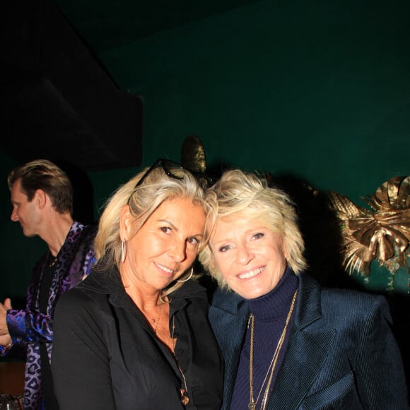 Exclusif - Caroline Margeridon, Sophie Davant - Caroline Margeridon fête son 56ème anniversaire au restaurant "Manko" à Paris le 29 septembre 2022. © Philippe Baldini/Bestimage