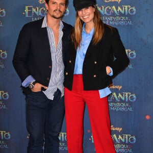 Juan Arbelaez et sa femme Laury Thilleman (Miss France 2011) - Avant-première du film "Encanto" de Disney au Grand Rex à Paris le 19 novembre 2021. © Veeren/Bestimage