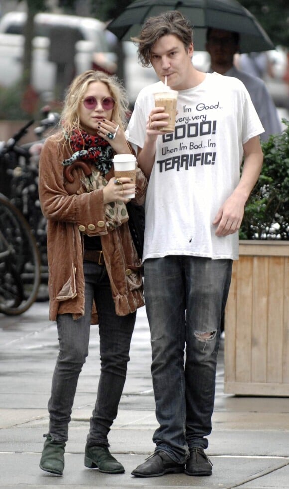 Mary-Kate Olsen et son boyfriend Nate Lowman au temps de l'amour en octobre 2009 à New York