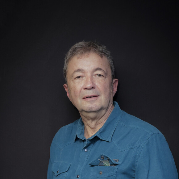 C'est lors du tournage de "Scènes de ménages" que les acteurs ont appris la nouvelle
Exclusif - Frédéric Bouraly - Frédéric Bouraly était l'invité de CS Cohen à Radio J à Paris, le 26 janvier 2023. © Jack Tribeca / Bestimage 