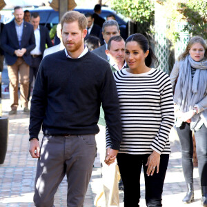 Le prince Harry, duc de Sussex et Meghan Markle (enceinte), duchesse de Sussex en visite à la Villa des Ambassadeurs à Rabat lors de leur voyage officiel au Maroc. Le 25 février 2019.