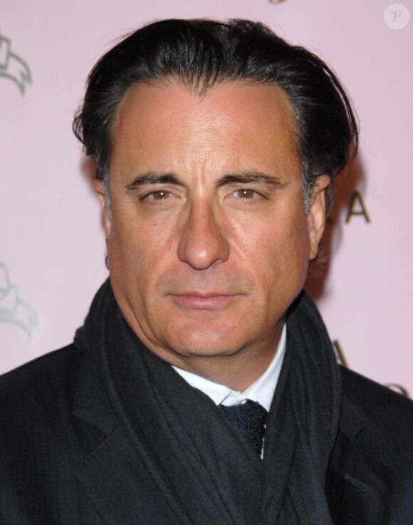 L'acteur Andy Garcia lors du lancement de la gamme cosmétiques de la créatrice bijoux Tarina Tarentino à Hollywood le 24 février 2010