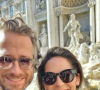 Le couple y apparaît complice et tout sourire devant la très célèbre fontaine de Trevi à Rome. 
Diane Chatelet (Affaire conclue) et son mari Aurélien sur Instagram