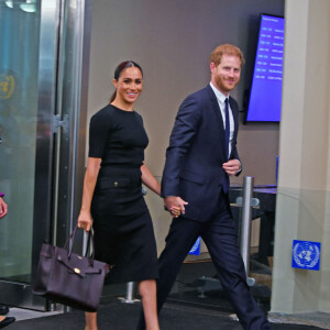 Le prince Harry, duc de Sussex et Meghan Markle, duchesse de Sussex, lors de la célébration du "Nelson Mandela International Day" au siège de l'ONU à New York. Le Prix Nelson Mandela des Nations Unies 2020 a été décerné à Mme Marianna V. Vardinoyannis de Grèce et au Dr Morissanda Kouyate de Guinée. New York, le 18 juillet 2022. 