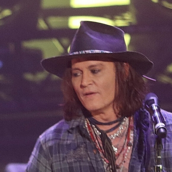 Exclusif - Johnny Depp, récemment célibataire, est en concert avec Jeff Beck à Thousand Oaks, le 5 novembre 2022. 