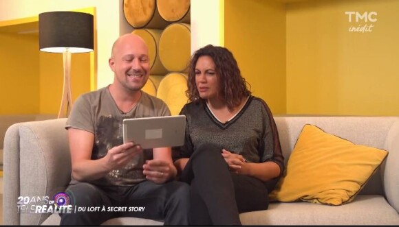 Les tourtereaux sont toujours aussi heureux
Julie et Christophe de "Loft Story" dans le documentaire de TMC "20 ans de télé-réalité, du Loft à Secret Story", sur TMC, le 7 avril 2021
