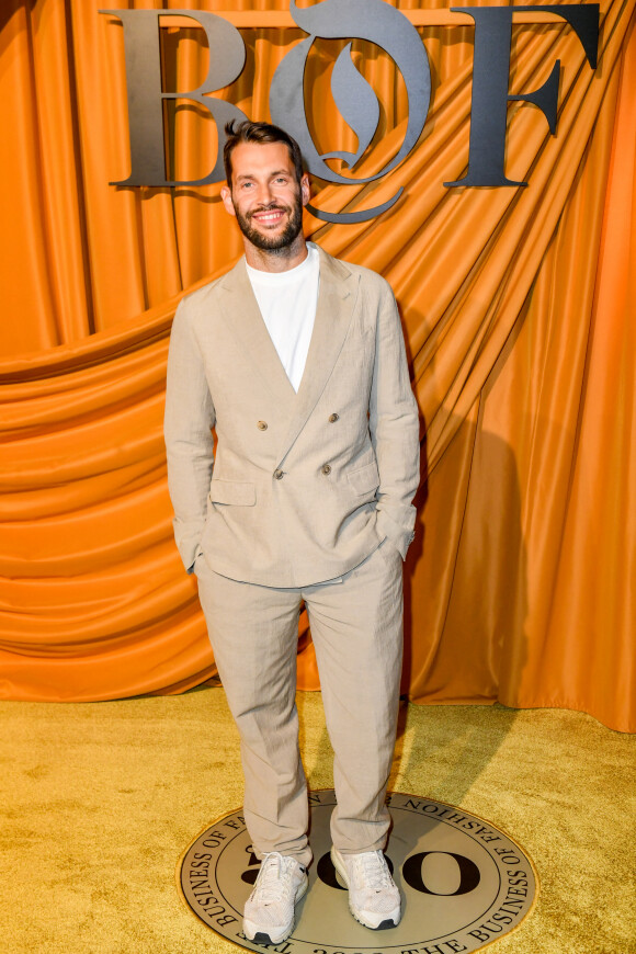 Simon Porte Jacquemus au photocall de la soirée BoF 500 du magazine The Business of Fashion à l'hôtel Shangri-La lors de la Fashion Week de Paris (PFW), France, le 1er octobre 2022. © Veeren-Clovis/Bestimage 