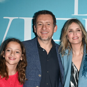 Le 19 avril 2023 sort le film "La vie pour de vrai".
Dany Boon avec sa fille Sarah et sa compagne Laurence Arné - Avant-première du film "La Vie pour de vrai" au cinéma Pathé Wepler à Paris le 18 avril 2023. © Coadic Guirec/Bestimage