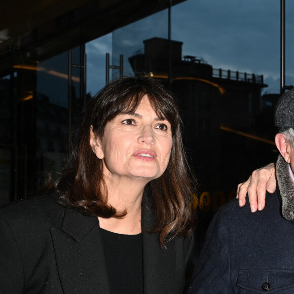 Claude Lelouch et sa compagne Valérie Perrin, Jérome Seydoux et sa femme Sophie - Avant-première du film "La Vie pour de vrai" au cinéma Pathé Wepler à Paris le 18 avril 2023. © Coadic Guirec/Bestimage