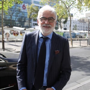 Exclusif - Pascal Praud à la sortie des studios RTL à Neuilly-sur-Seine le 21 septembre 2020.