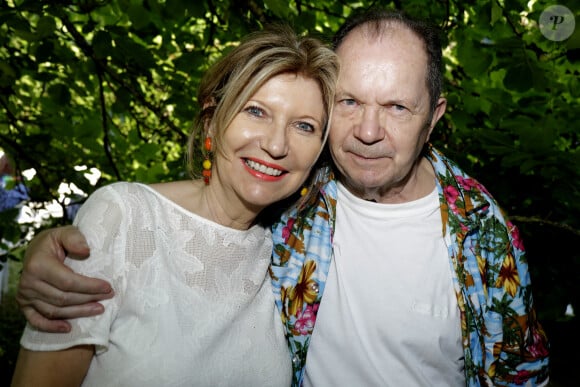 Exclusif - Philippe Bilger et sa femme - Garden party organisée par Babette de Rozières chez elle à Maule le 30 juin 2019. © Cédric Perrin/Bestimage