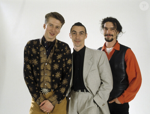Archives - En France, les trois membres du groupe L'AFFAIRE LOUIS' TRIO en studio avec Cleet Boris (Hubert Mounier), Karl Niagara, Bronco Junior le 16 mai 1993.
