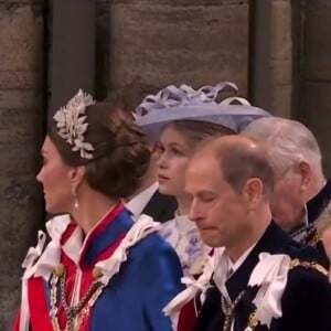 La princesse Charlotte arbore pour la première fois une tiare, copie conforme de sa maman Kate Middleton, lors du couronnement historique de Charles III ce samedi 6 mai 2023 en l'Abbaye Westminster à Londres