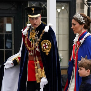 Le couronnement de Charles III, qui montera sur le trône après soixante-dix ans dans le rôle de l'héritier, attire tous les regards ce jour. E
Le prince William, prince de Galles, Catherine (Kate) Middleton, princesse de Galles, La princesse Charlotte de Galles, et Le prince Louis de Galles - Les invités à la cérémonie de couronnement du roi d'Angleterre à l'abbaye de Westminster de Londres, Royaume Uni, le 6 mai 2023.