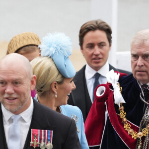 Mike Tindall,, Zara Phillips (Zara Tindall) et le prince Andrew, duc d'York - Les invités arrivent à la cérémonie de couronnement du roi d'Angleterre à l'abbaye de Westminster de Londres, Royaume Uni, le 6 mai 2023. 