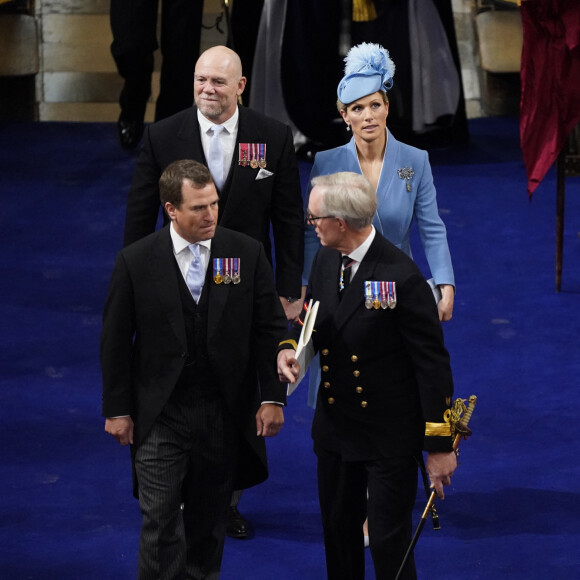 Peter Phillips, Mike et Zara Phillips (Zara Tindall) - Les invités à la cérémonie de couronnement du roi d'Angleterre à l'abbaye de Westminster de Londres, Royaume Uni, le 6 mai 2023. 
