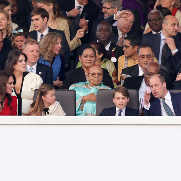 Concert du couronnement du roi et de la reine dans l'enceinte du château de Windsor Catherine (Kate) Middleton, princesse de Galles, la princesse Charlotte de Galles, le prince George de Galles et le prince William, prince de Galles au concert du couronnement du roi et de la reine dans l'enceinte du château de Windsor, Royaume Uni, le 7 mai 2023.