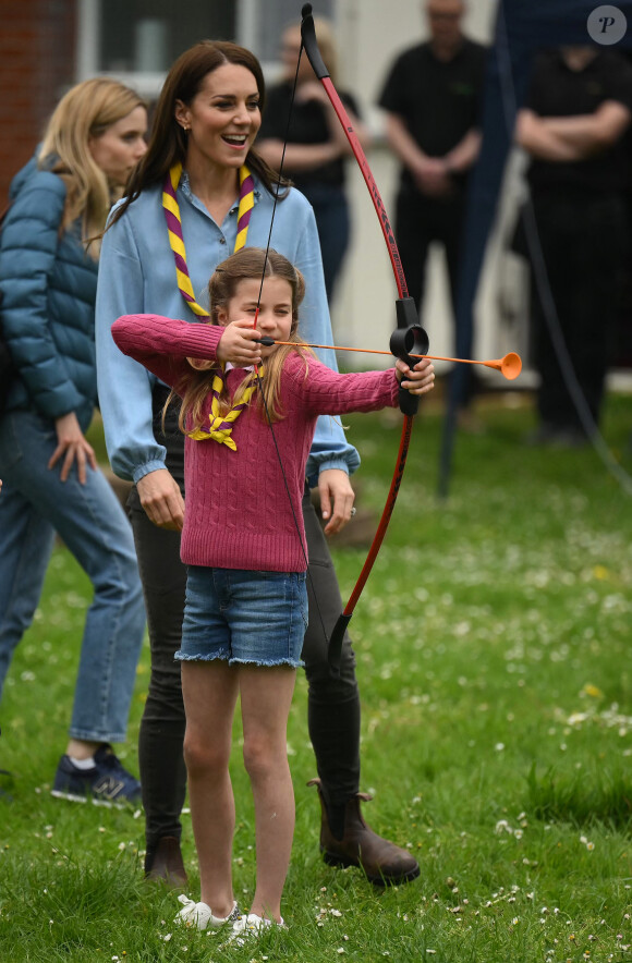 Le prince William, prince de Galles, et Catherine (Kate) Middleton, princesse de Galles, et leurs enfants, participent à la journée du bénévolat "Big Help Out" à Slough, la journée du bénévolat "Big Help Out" le 8 mai 2023.