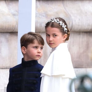 La princesse Charlotte fait partie des membres incontournables du couronnement de Charles III
Les invités à la cérémonie de couronnement du roi d'Angleterre à l'abbaye de Westminster de Londres La princesse Charlotte de Galles, et Le prince Louis de Galles - Les invités arrivent à la cérémonie de couronnement du roi d'Angleterre à l'abbaye de Westminster de Londres, Royaume Uni