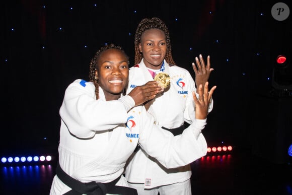 "J'allaite encore Athéna. (...) Je ne peux pas la laisser parce que j'ai un Championnat !", raconte-t-elle au Parisien
Clarisse Agbegnenou fait son entrée au musée Grévin. Paris, le 3 octobre 2022.