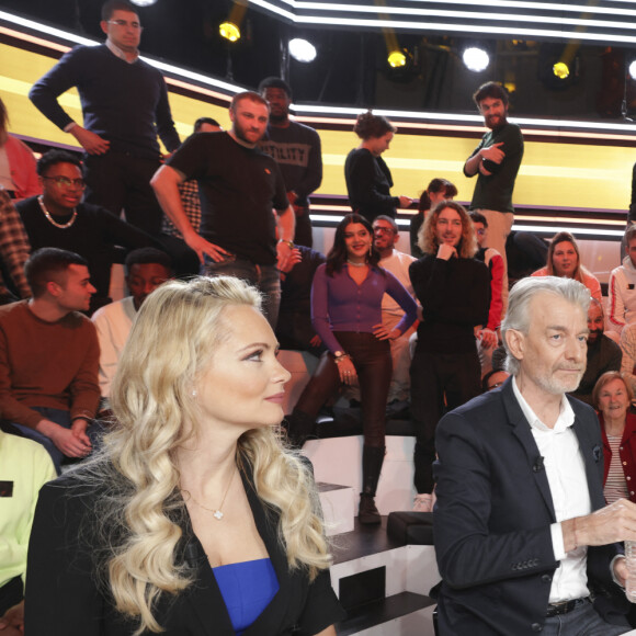 Exclusif - Béatrice Rosen, Gilles Verdez, Matthieu Delormeau - Sur le plateau de l'émission TPMP (Touche Pas à Mon Poste) présentée en direct par C.Hanouna et diffusée sur C8 - Paris le 12/01/2023 - © Jack Tribeca / Bestimage 