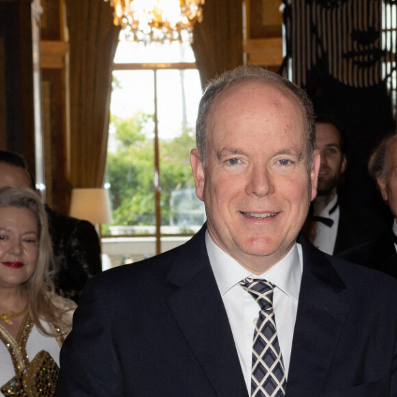 Et ont pu recevoir un Maria Callas Award
Le prince Albert II de Monaco et la princesse Charlene de Monaco ont reçu cette année un Maria Callas Award et Ioanna Efthimiou, Présidente & Foundatrice du Monaco Gala & Awards - Cérémonie des " Maria Callas " Awards à l'Opéra de Monte-Carlo avec I.Efthimiou, Présidente & Fondatrice du Monaco Gala & Awards. Le Maria Callas Monaco Gala & Awards devient une institution annuelle à Monaco destinée à célébrer l'art et l'opéra ainsi qu'à défendre chaque année une nouvelle cause caritative. Le 12 mai 2023 à Monaco. © Olivier Huitel / Pool MOnaco / Bestimage 