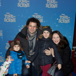 Le magicien Eric Antoine, Calista et leurs fils Ulysse et Raphaël - Avant-première du film "Tous en scène" au Grand Rex à Paris. Le 14 janvier 2017 © Cyril Moreau / Bestimage