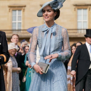 Dans la vidéo d'ouverture, elle ajoué quelques notes au piano.
Catherine (Kate) Middleton, princesse de Galles lors d'une Garden Party au palais de Buckingham à Londres, Royaume Uni, le 9 mai 2023, pour célébrer le couronnement du roi et de la reine d'Angleterre.