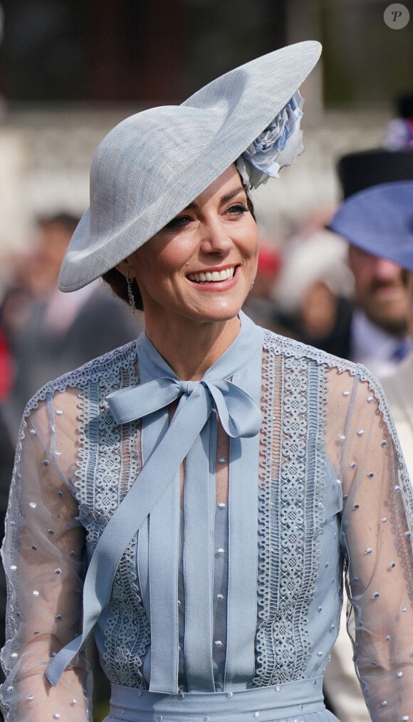 Kate Middleton a fait une apparition surprise lors de l'eurovision.
Catherine (Kate) Middleton, princesse de Galles lors d'une Garden Party au palais de Buckingham à Londres, Royaume Uni, pour célébrer le couronnement du roi et de la reine d'Angleterre.