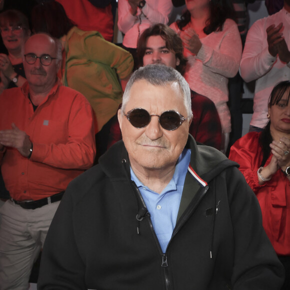 Exclusif - Jean-Marie Bigard - Enregistrement de l'émission "La Grosse Rigolade" présentée par C.Hanouna le 1er décembre qui sera diffusée à 21h10 sur C8 le Jeudi 8 décembre 2022 qui réunira les experts de la blague pour une soirée 100% Darka. © Jack Tribeca / Bestimage