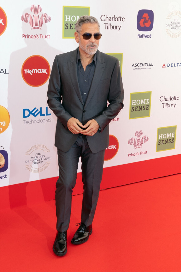George Clooney, accompagné de sa femme A.Clooney arrivent à la soirée "Prince's Trust Awards à Londres, le 15 mai 2023. 