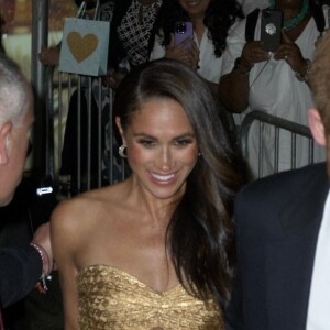 Le prince Harry, duc de Sussex et Meghan Markle, duchesse de Sussex, et sa mère Doria Ragland, à la sortie de la cérémonie des "Women of Vision Awards" au Ziegfeld Theatre à New York, le 16 mai 2023. 