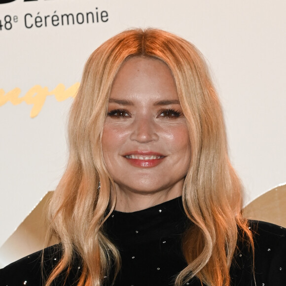 "J'essayais de le cacher", a-t-elle déclaré en parlant de son baby-bump et notamment de ses première semaines de grossesse.
Virginie Efira - Photocall au Fouquet's après la 48ème cérémonie des César à Paris © Coadic Guirec / Bestimage 