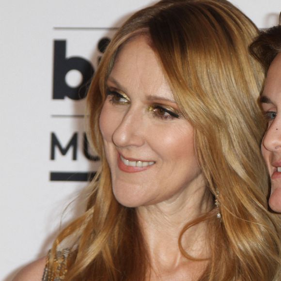 Céline Dion et son fils René-Charles Angélil au press room de la soirée Billboard Music Awards à T-Mobile Arena à Las Vegas, le 22 mai 2016.