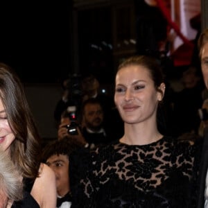 Calista Flockhart et son mari Harrison Ford, Tatiana Pajkovic et Boyd Holbrook - Descente des marches du film " Indiana Jones et le cadran de la destinée (Indiana Jones and the Dial of destiny) " lors du 76ème Festival International du Film de Cannes, au Palais des Festivals à Cannes. Le 18 mai 2023 © Jacovides-Moreau / Bestimage 