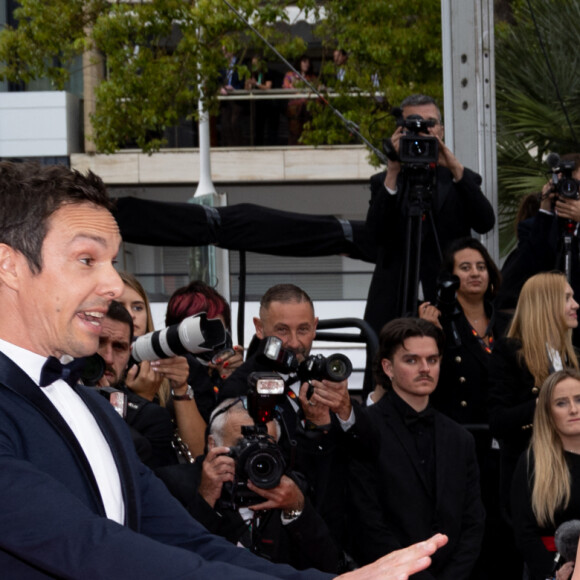 Calista Flockhart et son mari Harrison Ford - Montée des marches du film " Indiana Jones et le cadran de la destinée (Indiana Jones and the Dial of destiny) " lors du 76ème Festival International du Film de Cannes, au Palais des Festivals à Cannes. Le 18 mai 2023 © Jacovides-Moreau / Bestimage 