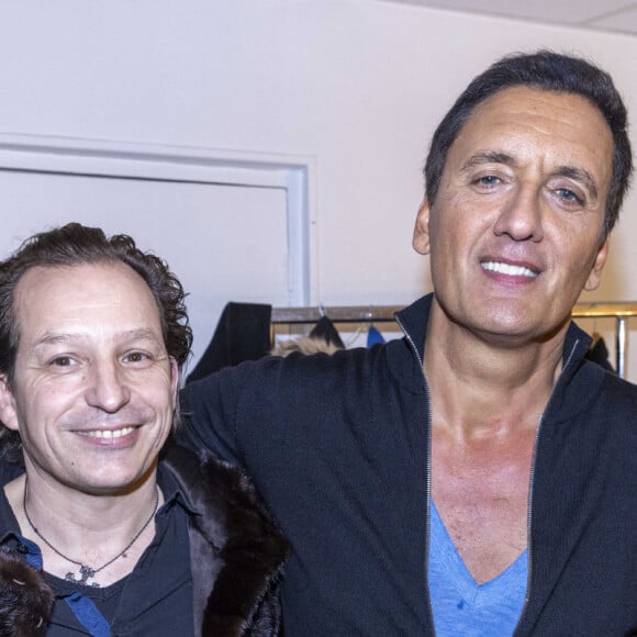 Mischa Aznavour a notamment fait des révélation sur la supposée chanson hommage à son fils décédé "L'Aiguille"
Exclusif - Dany Brillant en Backstage avec Mischa Aznavour - Succès pour le concert de Dany Brillant "Dany Brillant chante Aznavour" au Dôme de Paris - Palais des Sports le 4 février 2022. Dany Brillant est actuellement en tournée dans toute la France. © Cyril Moreau / Bestimage 