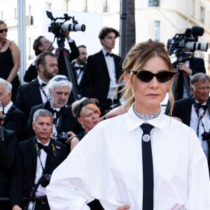 Clotilde Courau - Montée des marches du film " Club Zéro " lors du 76ème Festival International du Film de Cannes, au Palais des Festivals à Cannes. Le 22 mai 2023 © Jacovides-Moreau / Bestimage