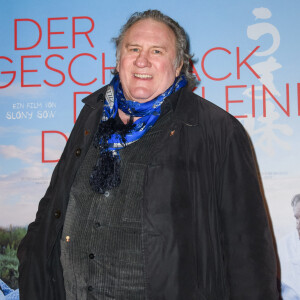 Gérard Depardieu est à la première du film "The Taste of Small Things" à Berlin le 12 janvier 2023.