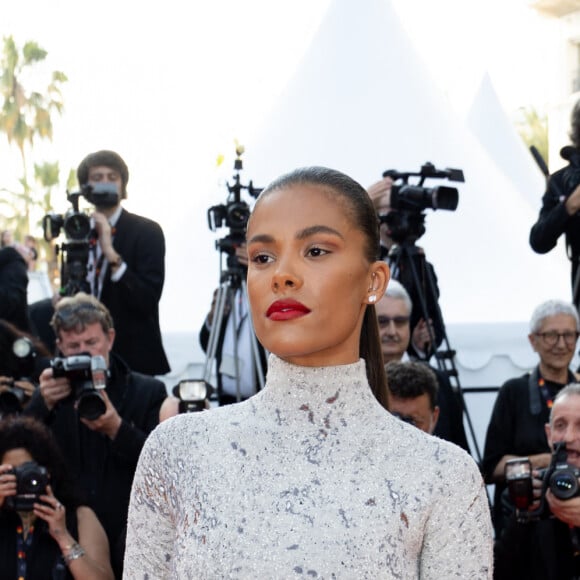 Tina Kunakey - Montée des marches du film " Asteroid City " lors du 76ème Festival International du Film de Cannes, au Palais des Festivals à Cannes. Le 23 mai 2023 © Jacovides-Moreau / Bestimage